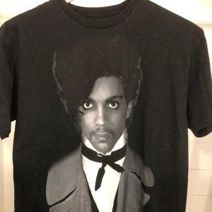 OFFICIAL ICONIC MUSIC ARTIST PRINCE T SHIRT